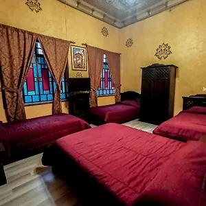 Majestic 1 3*, Cuenca Ecuador