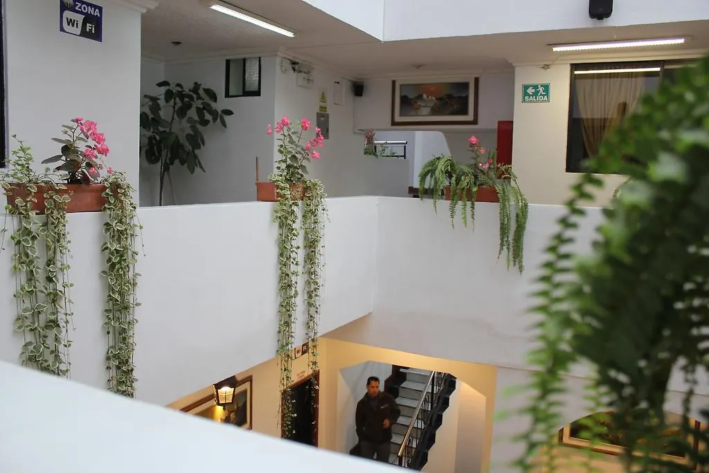 Hotel David Quito 3*,
