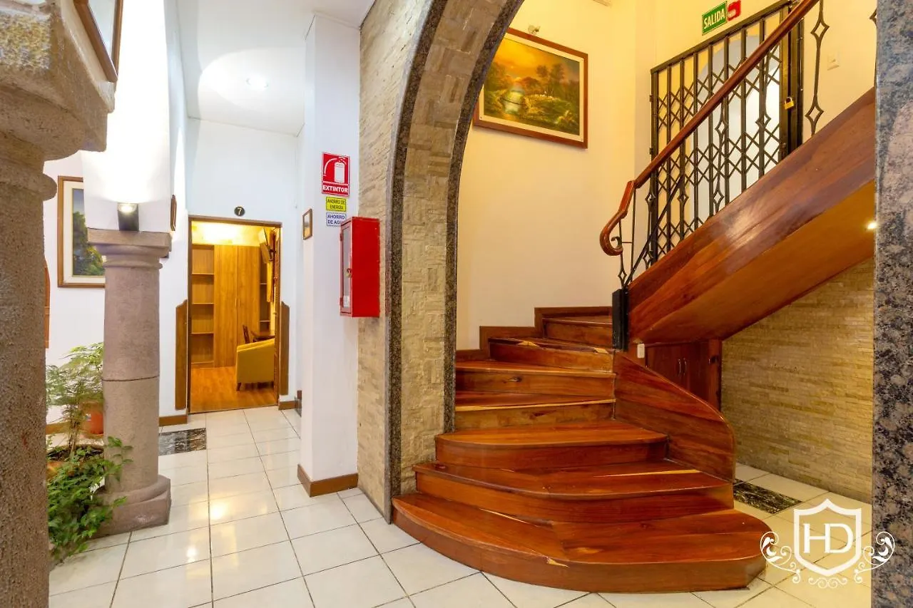 ***  Hotel David Quito Ecuador