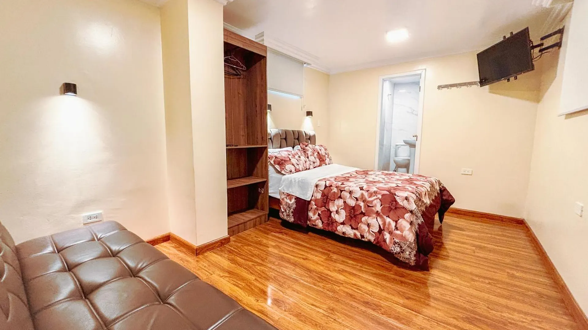 Hotel David Quito 3*,